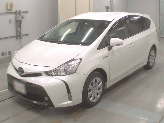 30471 TOYOTA PRIUS ALPHA ZVW41W 2018 г. (CAA Tokyo)